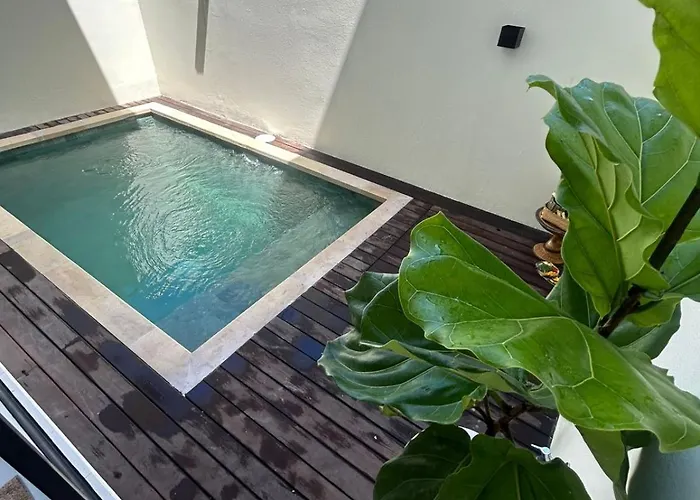 Private Pool Near Uluwatu Jimbaran (Bali)